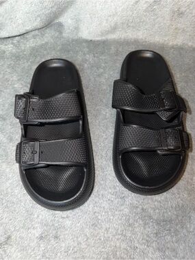 Unisex Black Double Bucket Strap Cloud Slides Size 44-45